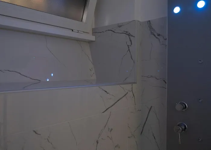 Trastevereloft228 Apt. White *